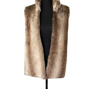 89th & Madison Vegan Fur/Knitted Vest